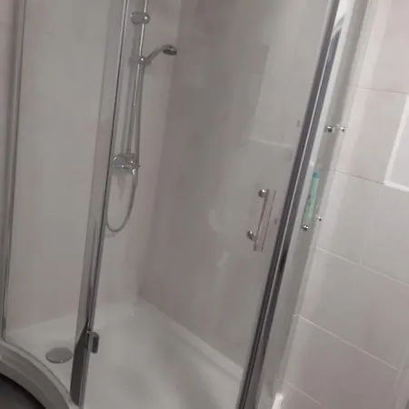 1 Fuer 1-2 Gaeste Апартаменты